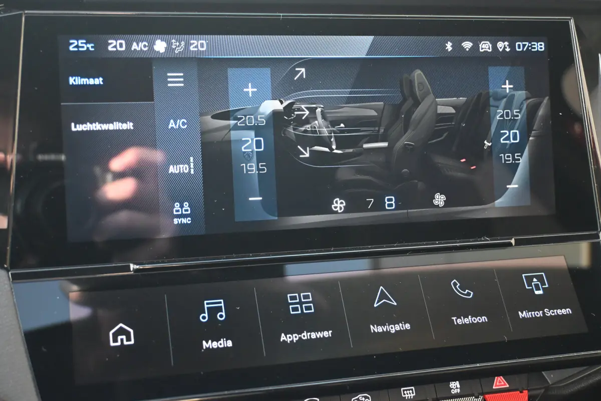 1.2 Hybrid 145 e-DCS6 GT Tot 8 Jaar Garantie! | 360 Camera | Adaptive Cruise | Dodehoek-Detectie | LED-Matrix | Sfeerverlichting | !!