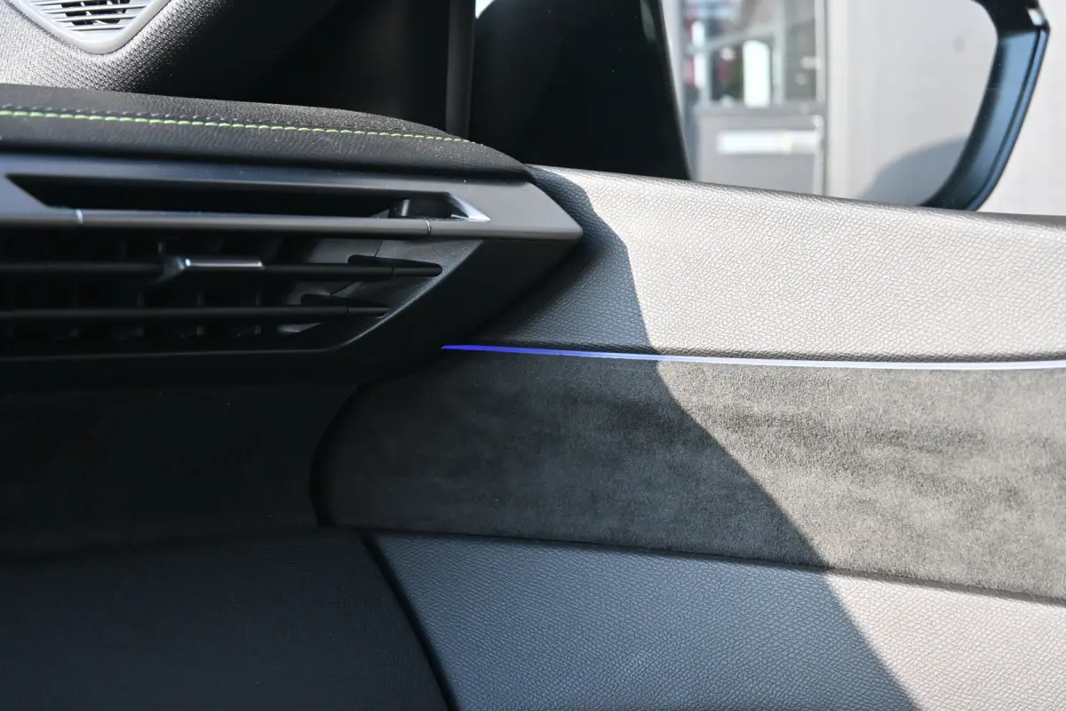 1.2 Hybrid 145 e-DCS6 GT Tot 8 Jaar Garantie! | 360 Camera | Adaptive Cruise | Dodehoek-Detectie | LED-Matrix | Sfeerverlichting | !!