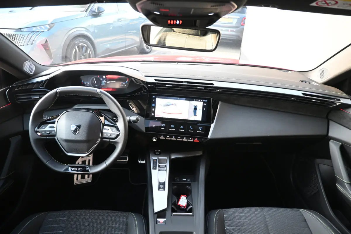 1.2 Hybrid 145 e-DCS6 GT Tot 8 Jaar Garantie! | 360 Camera | Adaptive Cruise | Dodehoek-Detectie | LED-Matrix | Sfeerverlichting | !!