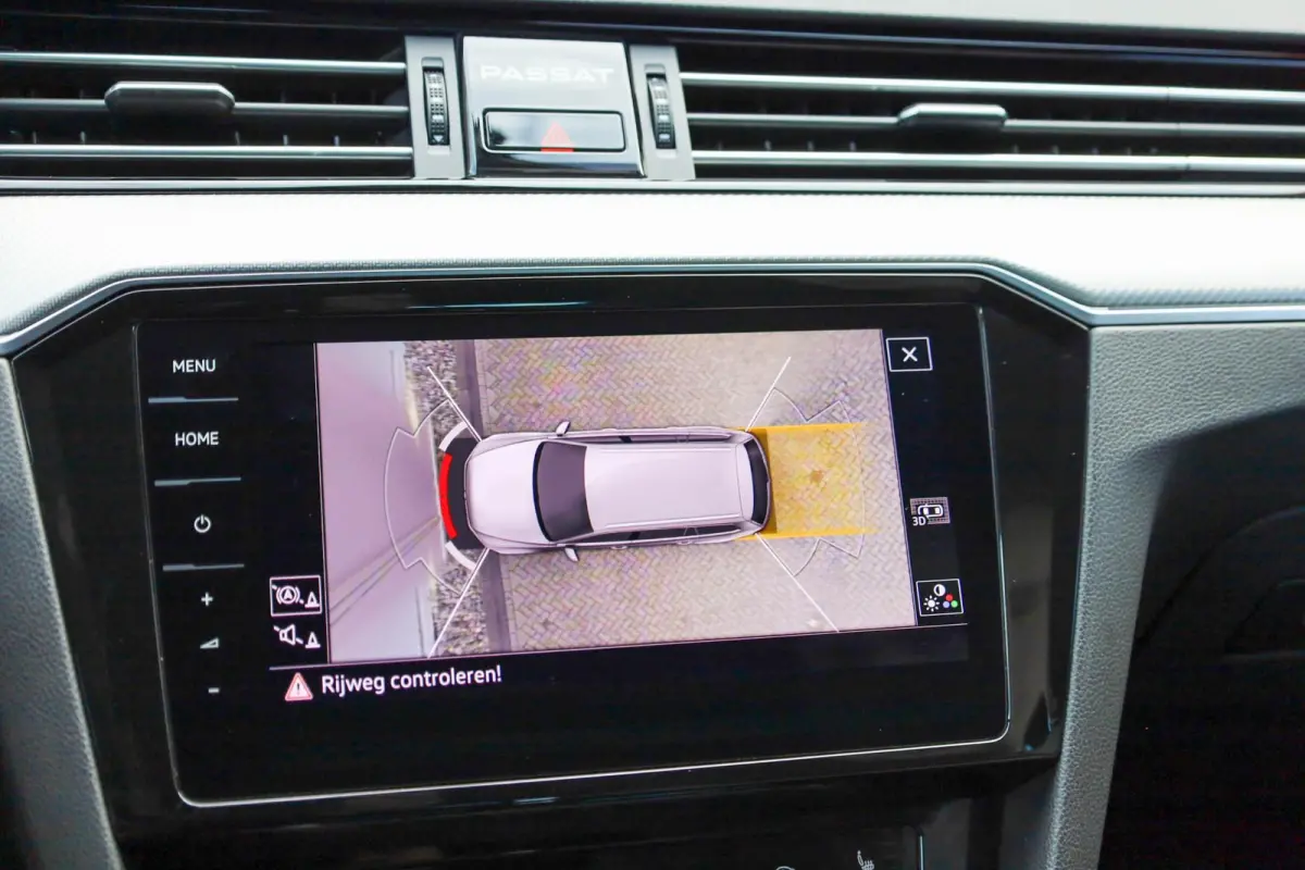 1.5 TSI 150pk DSG R-Line Business + | Panoramadak | Achteruitrijcamera | Stoelverwarming