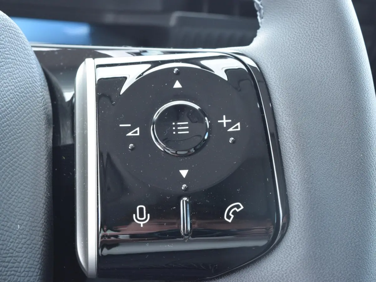 Business Comfort Range 74 kWh | 520 KM WLTP | PANORAMISCH SCHUIF-KANTELDAK | AMBIANCE HYPE GREY | WARMTEPOMP | PACK TECHNO |