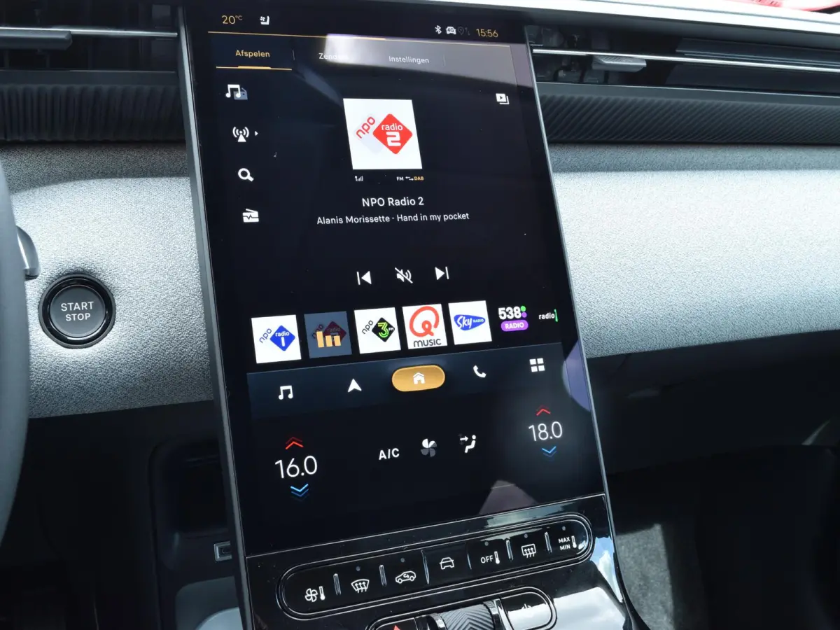 Business Comfort Range 74 kWh | 520 KM WLTP | PANORAMISCH SCHUIF-KANTELDAK | AMBIANCE HYPE GREY | WARMTEPOMP | PACK TECHNO |