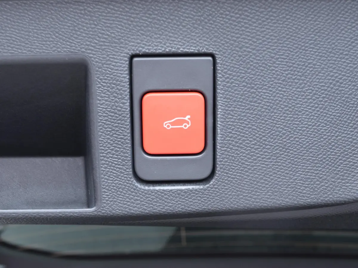 Business Comfort Range 74 kWh | 520 KM WLTP | PANORAMISCH SCHUIF-KANTELDAK | AMBIANCE HYPE GREY | WARMTEPOMP | PACK TECHNO |