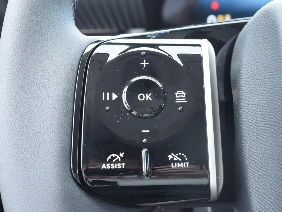 Business Comfort Range 74 kWh | 520 KM WLTP | PANORAMISCH SCHUIF-KANTELDAK | AMBIANCE HYPE GREY | WARMTEPOMP | PACK TECHNO |