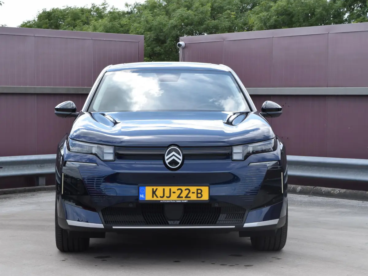 Business Comfort Range 74 kWh | 520 KM WLTP | PANORAMISCH SCHUIF-KANTELDAK | AMBIANCE HYPE GREY | WARMTEPOMP | PACK TECHNO |
