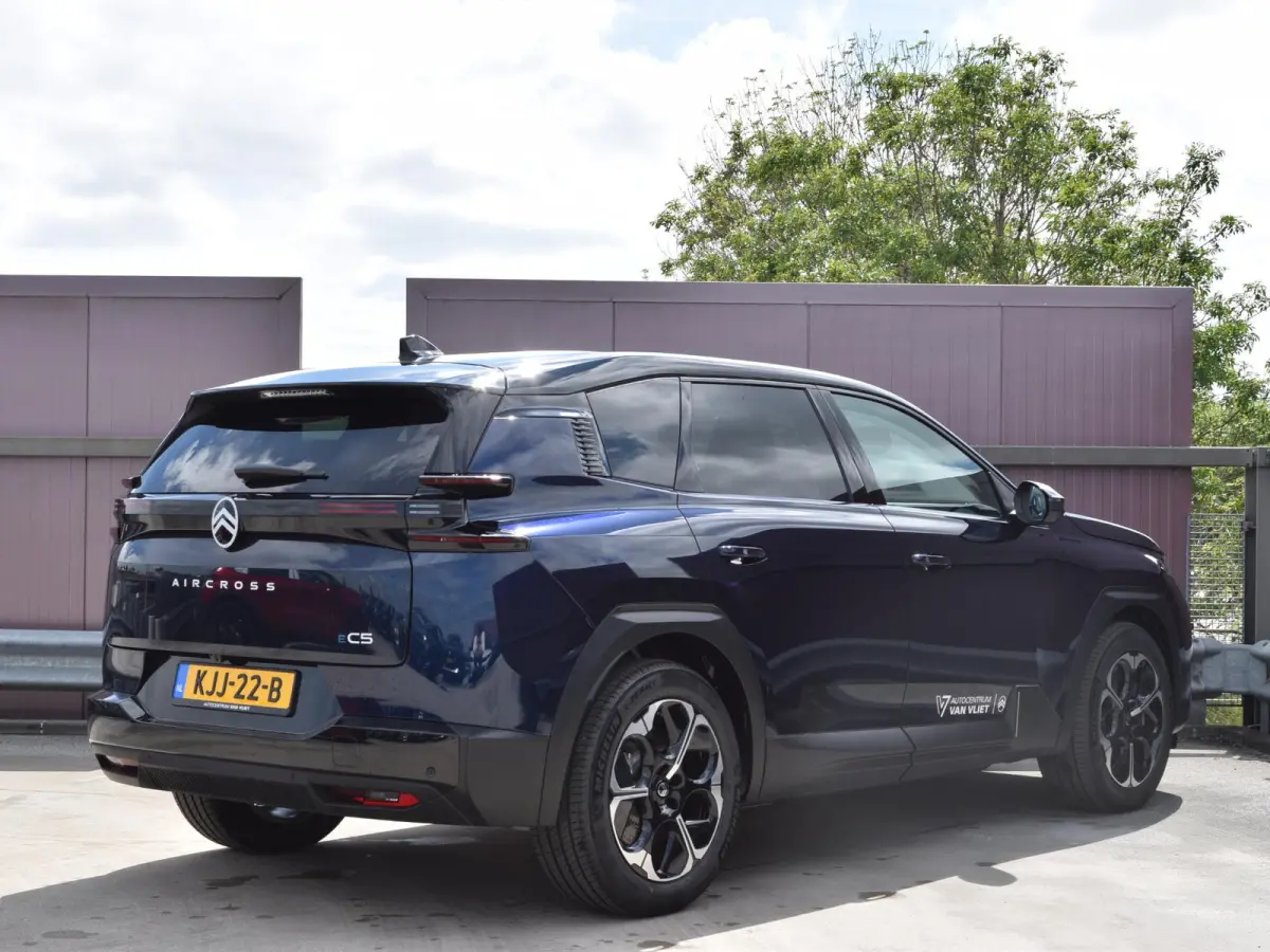 Business Comfort Range 74 kWh | 520 KM WLTP | PANORAMISCH SCHUIF-KANTELDAK | AMBIANCE HYPE GREY | WARMTEPOMP | PACK TECHNO |