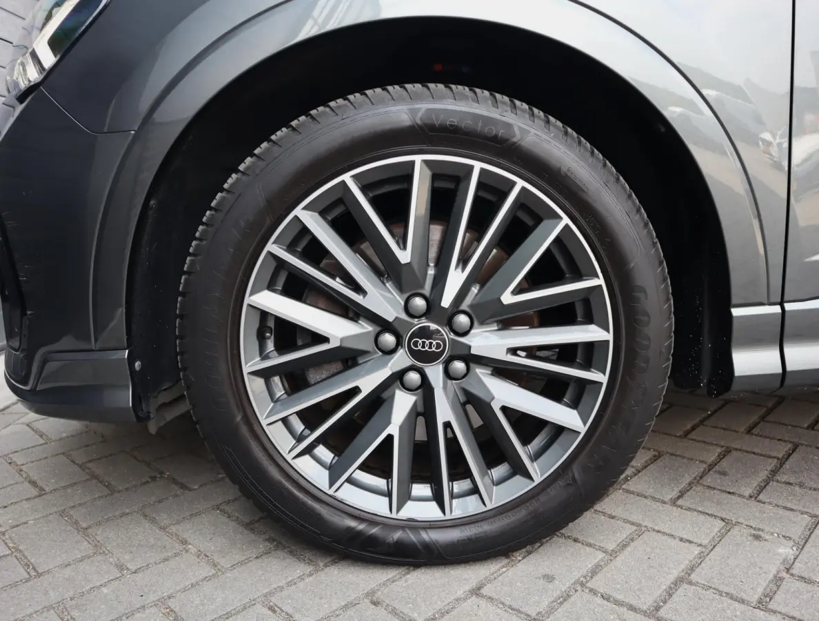 40 TFSI quattro S Edition | S-line | Pano | Trekhaak | all weather banden | Leer
