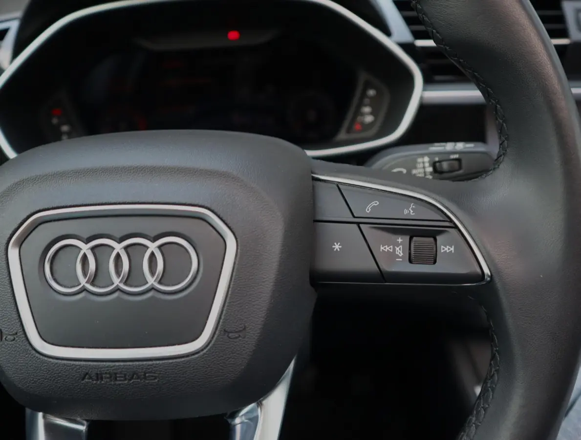 40 TFSI quattro S Edition | S-line | Pano | Trekhaak | all weather banden | Leer