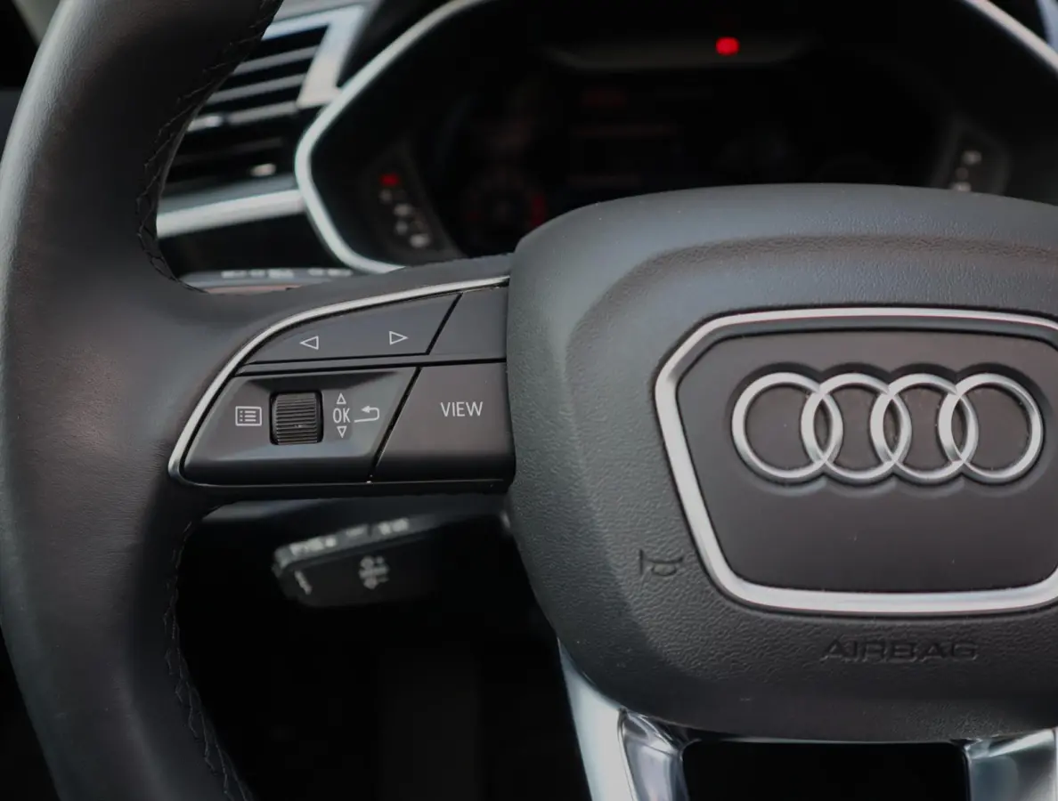 40 TFSI quattro S Edition | S-line | Pano | Trekhaak | all weather banden | Leer