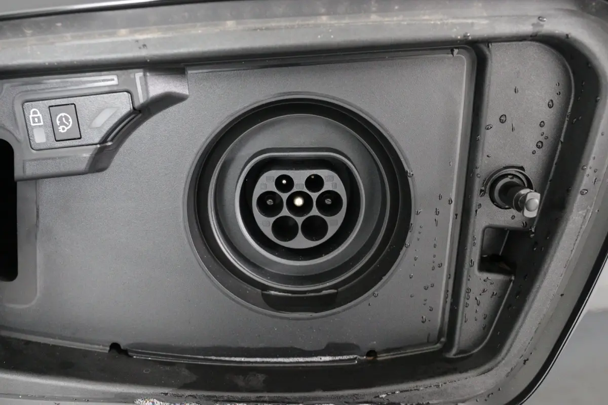 1.6 Turbo Plug-in-Hybrid GS | Panoramadak | Trekhaak afn | Camera | Stoel-/stuurverwarming | Climate Control | Keyless | Adaptive Cruise | Comfort Stoelen