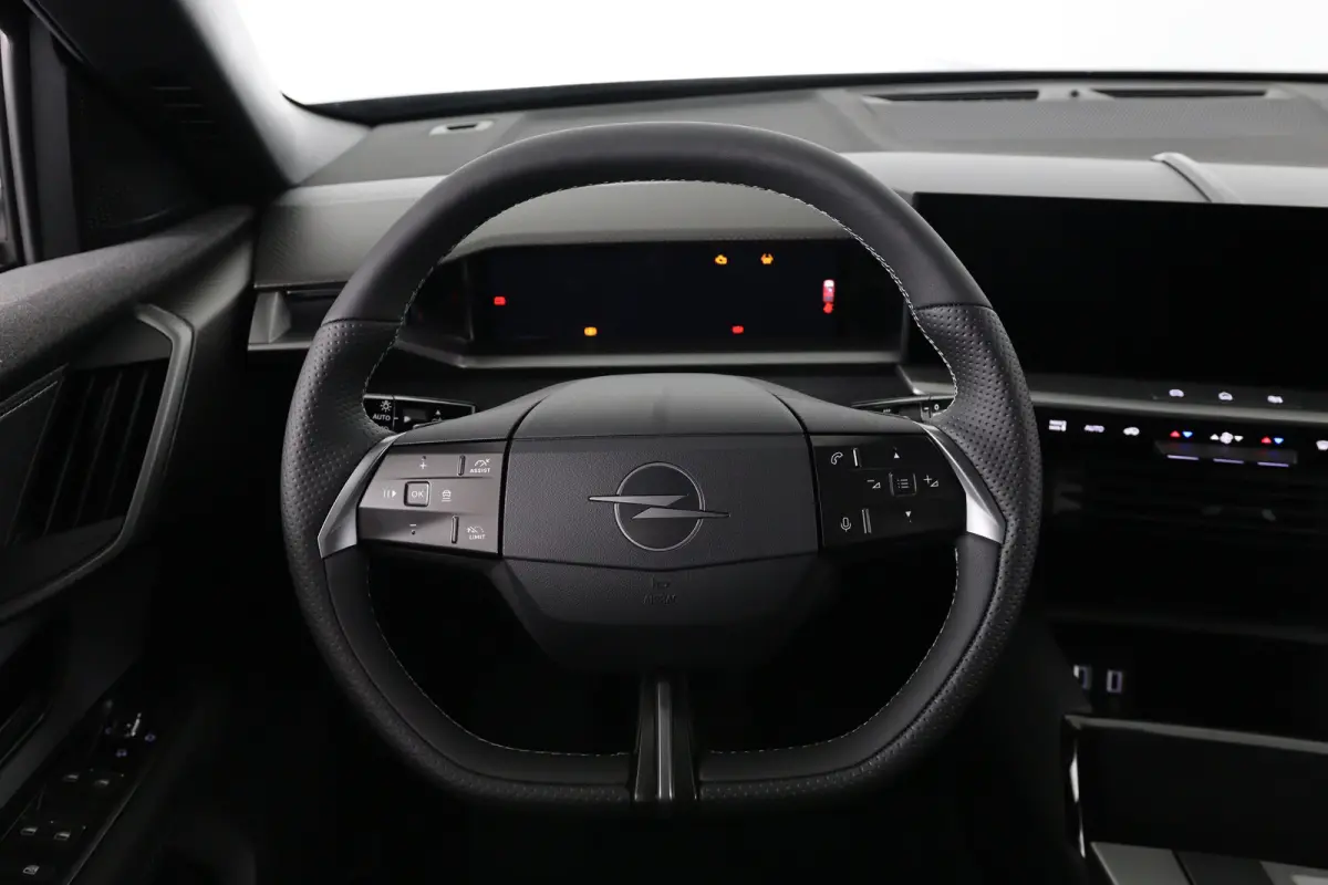 1.6 Turbo Plug-in-Hybrid GS | Panoramadak | Trekhaak afn | Camera | Stoel-/stuurverwarming | Climate Control | Keyless | Adaptive Cruise | Comfort Stoelen