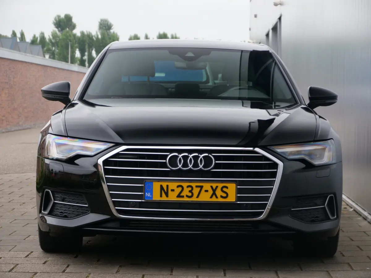 55 TFSI quattro Sport S line edition 20 Inch / LED / Leder / Camera