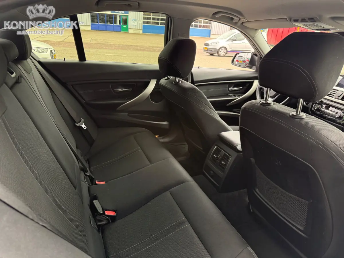 330e Centennial Executive