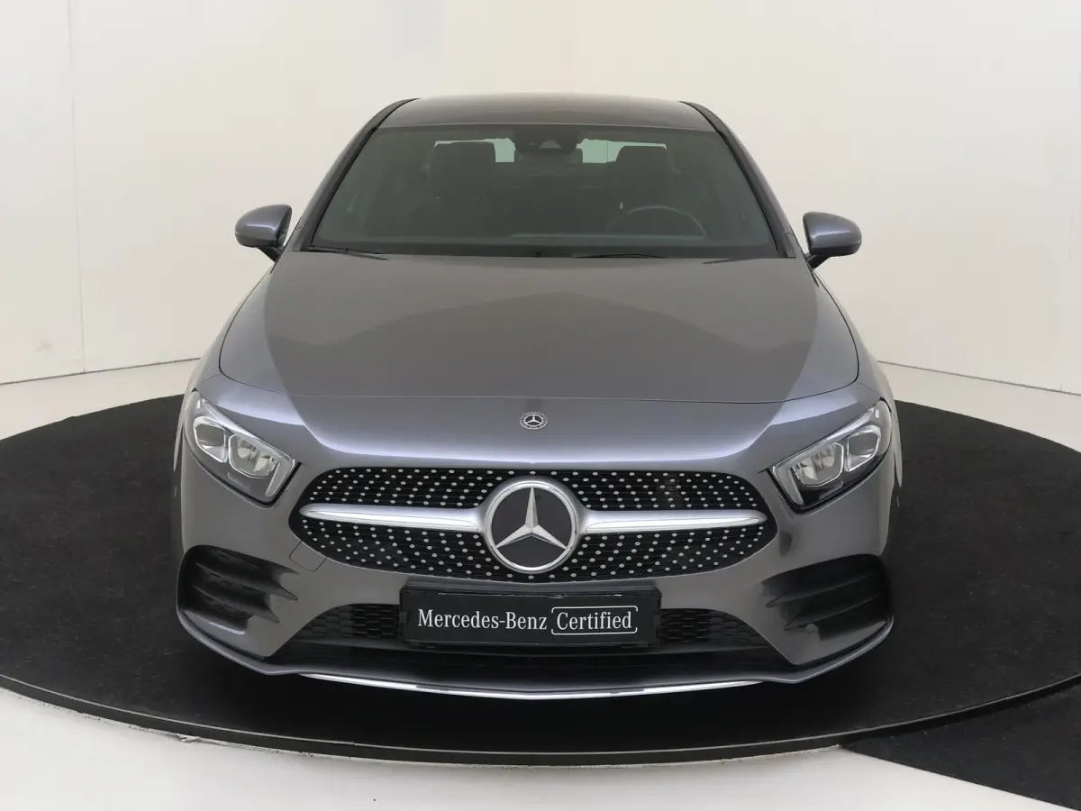200 Business Solution AMG Sfeerverlichting / Stoelverwarming / Parkeercamera /