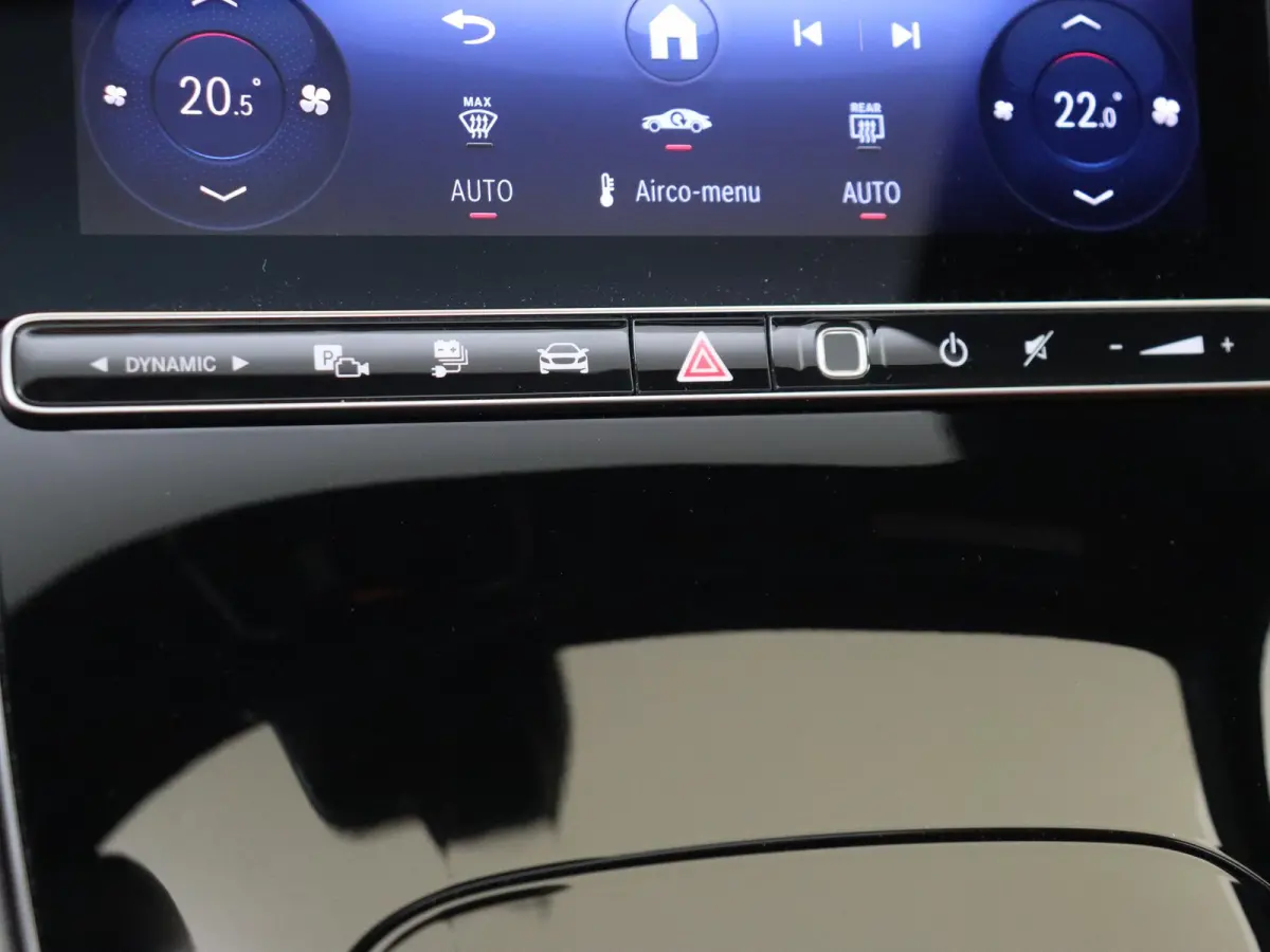 400e 4MATIC AMG Line Panoramadak / Luchtvering / Achterasbesturing / Memory / Head-up / 360 Camera / Treeplanken