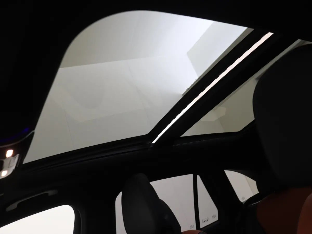 400e 4MATIC AMG Line Panoramadak / Luchtvering / Achterasbesturing / Memory / Head-up / 360 Camera / Treeplanken