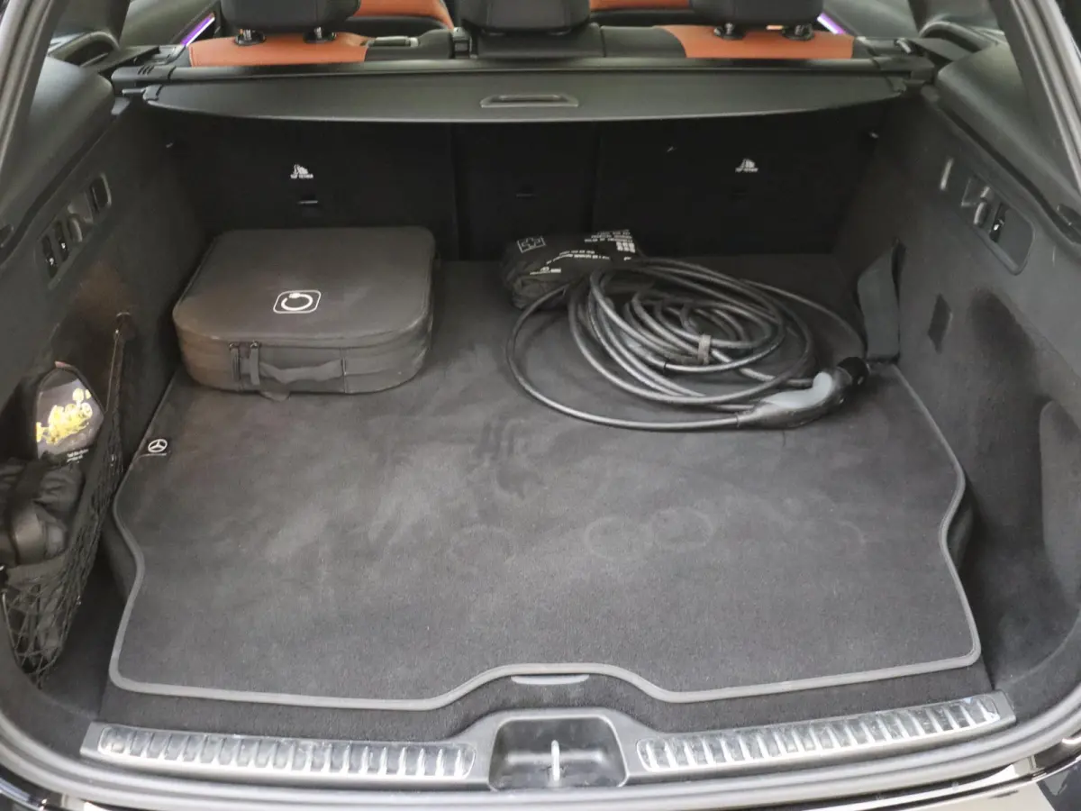 400e 4MATIC AMG Line Panoramadak / Luchtvering / Achterasbesturing / Memory / Head-up / 360 Camera / Treeplanken