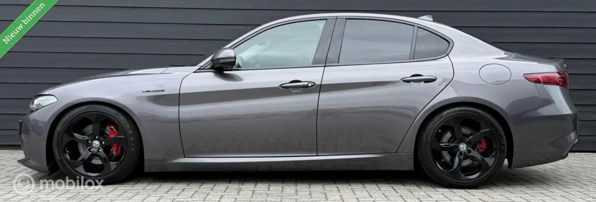 2.0 T AWD Veloce Black/Leder/LED/Camera/Cruise