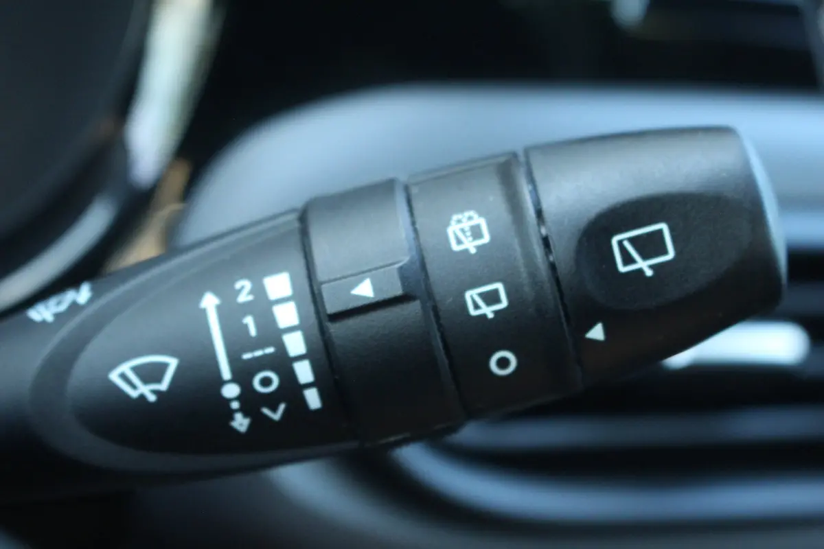 1.0 Comfort | Airco | Cruise C. | CarPlay | Elec. pakket | Airco | Cruise C. | CarPlay | Elec. pakket |