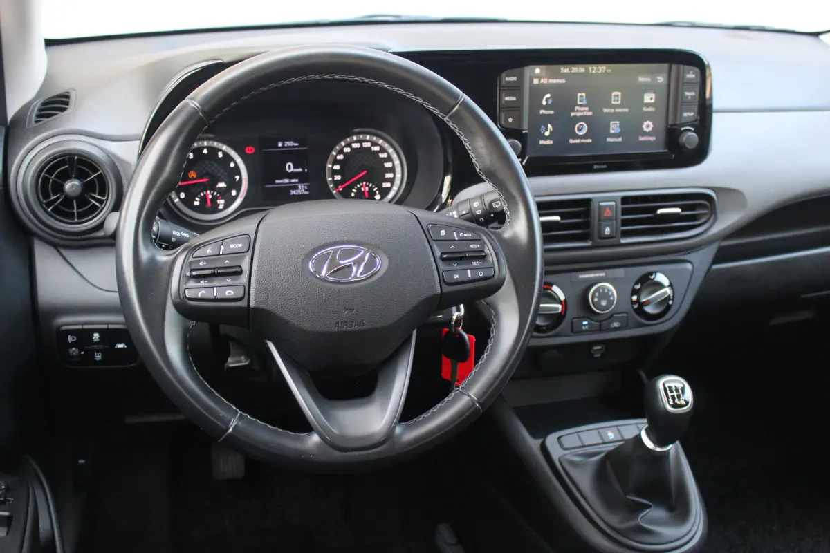 1.0 Comfort | Airco | Cruise C. | CarPlay | Elec. pakket | Airco | Cruise C. | CarPlay | Elec. pakket |