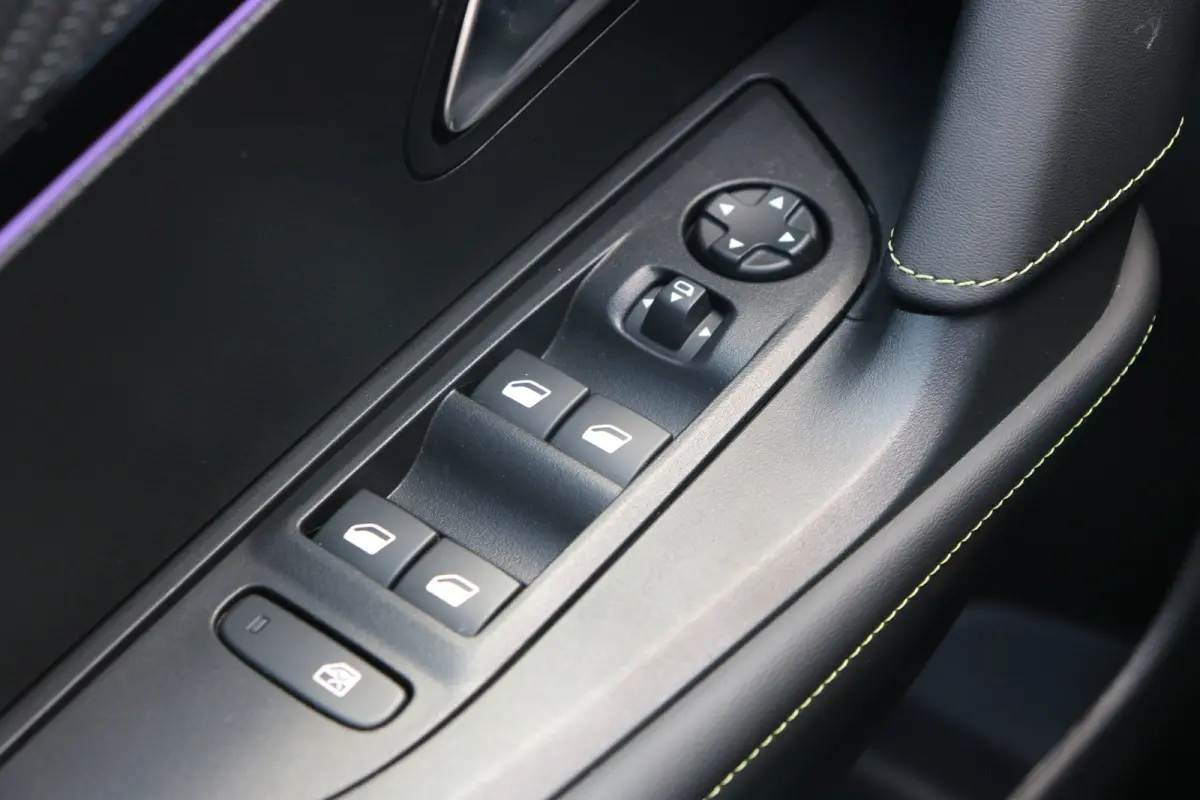 EV GT Avantage 54 kWh | Navi | Camera V+A | Ad. cruise | Keyless | DAB | LMV 17"|