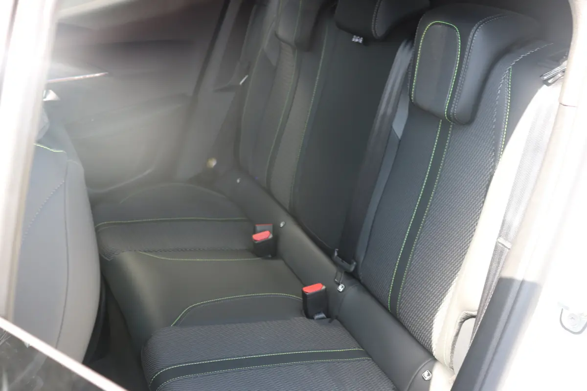 EV GT Avantage 54 kWh | Navi | Camera V+A | Ad. cruise | Keyless | DAB | LMV 17"|