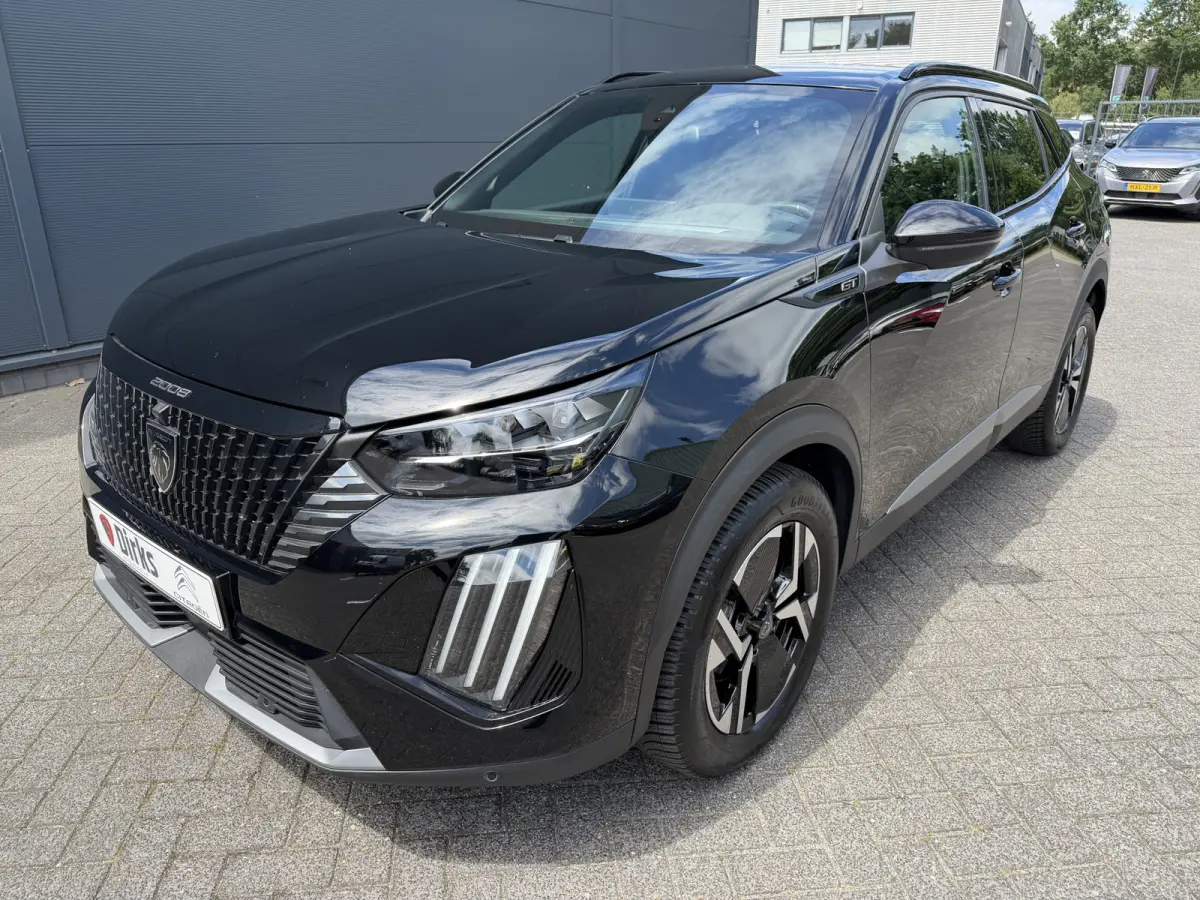145pk Hybrid GT (360gr Camera - Keyless Entry - LED - Parkeersensoren V+A - Adaptieve Cruise Controle - 17"incl 4S - Draadloos laden - Automatische Airco)