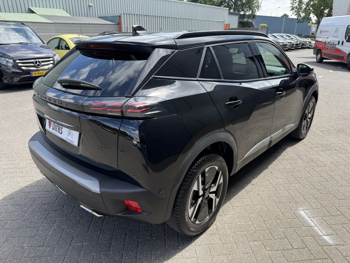 145pk Hybrid GT (360gr Camera - Keyless Entry - LED - Parkeersensoren V+A - Adaptieve Cruise Controle - 17"incl 4S - Draadloos laden - Automatische Airco)