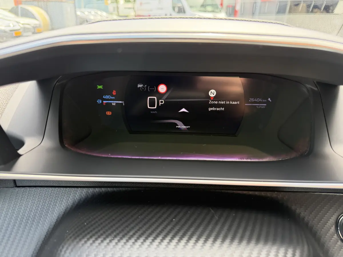 145pk Hybrid GT (360gr Camera - Keyless Entry - LED - Parkeersensoren V+A - Adaptieve Cruise Controle - 17"incl 4S - Draadloos laden - Automatische Airco)