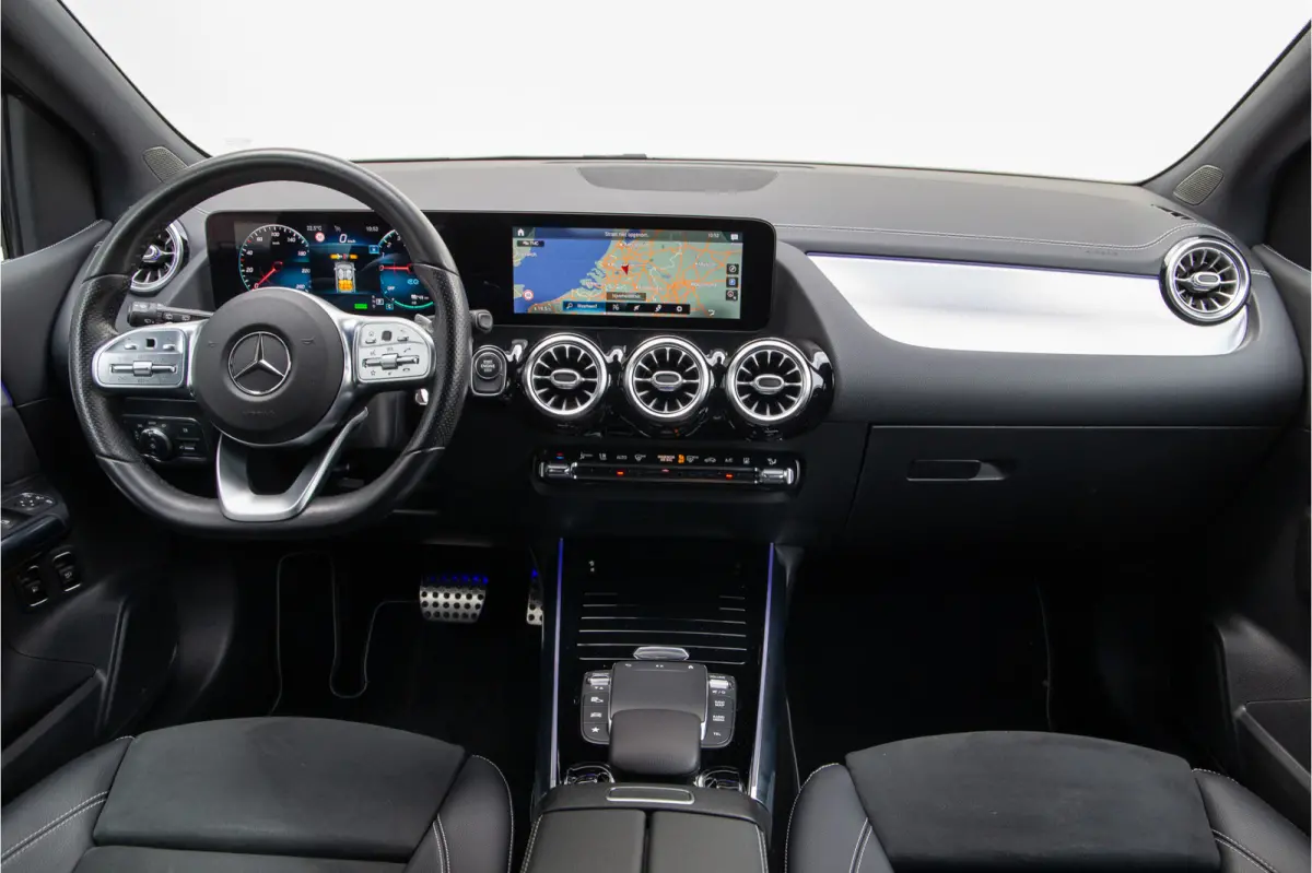 250 e AMG Night Edition, Widescreen, Trekhaak, Camera, Hybride