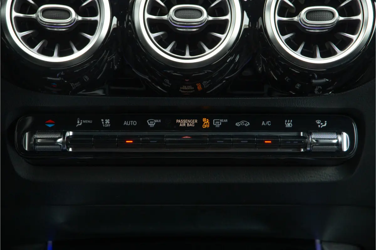 250 e AMG Night Edition, Widescreen, Trekhaak, Camera, Hybride
