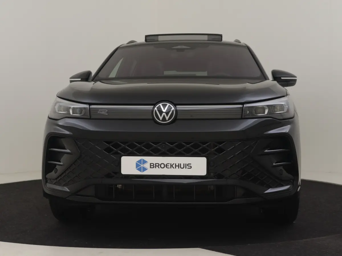 1.5 eHybrid Black Edition 272Pk DSG/AUTO | Pano Dak | Leder l Elektr. Stoel incl Memory l SOH 98% | Harman Kardon | 360gr Camera | Trekhaak elektr. | IQ Light | Navigatie | Keyless | Stoel/s