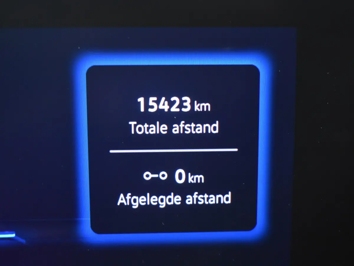 1.5 eHybrid Black Edition 272Pk DSG/AUTO | Pano Dak | Leder l Elektr. Stoel incl Memory l SOH 98% | Harman Kardon | 360gr Camera | Trekhaak elektr. | IQ Light | Navigatie | Keyless | Stoel/s