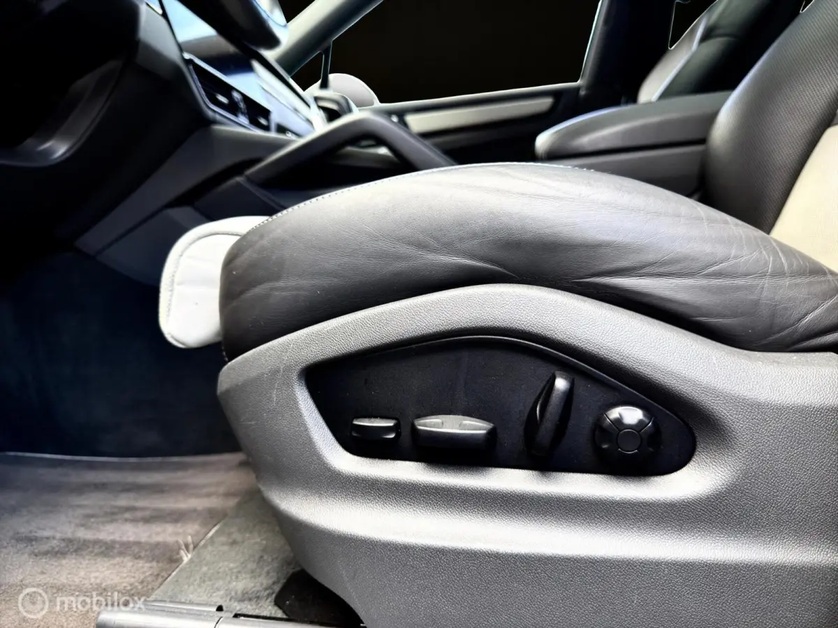 3.0 E-Hybrid |Pano|Sportchrono|Massage