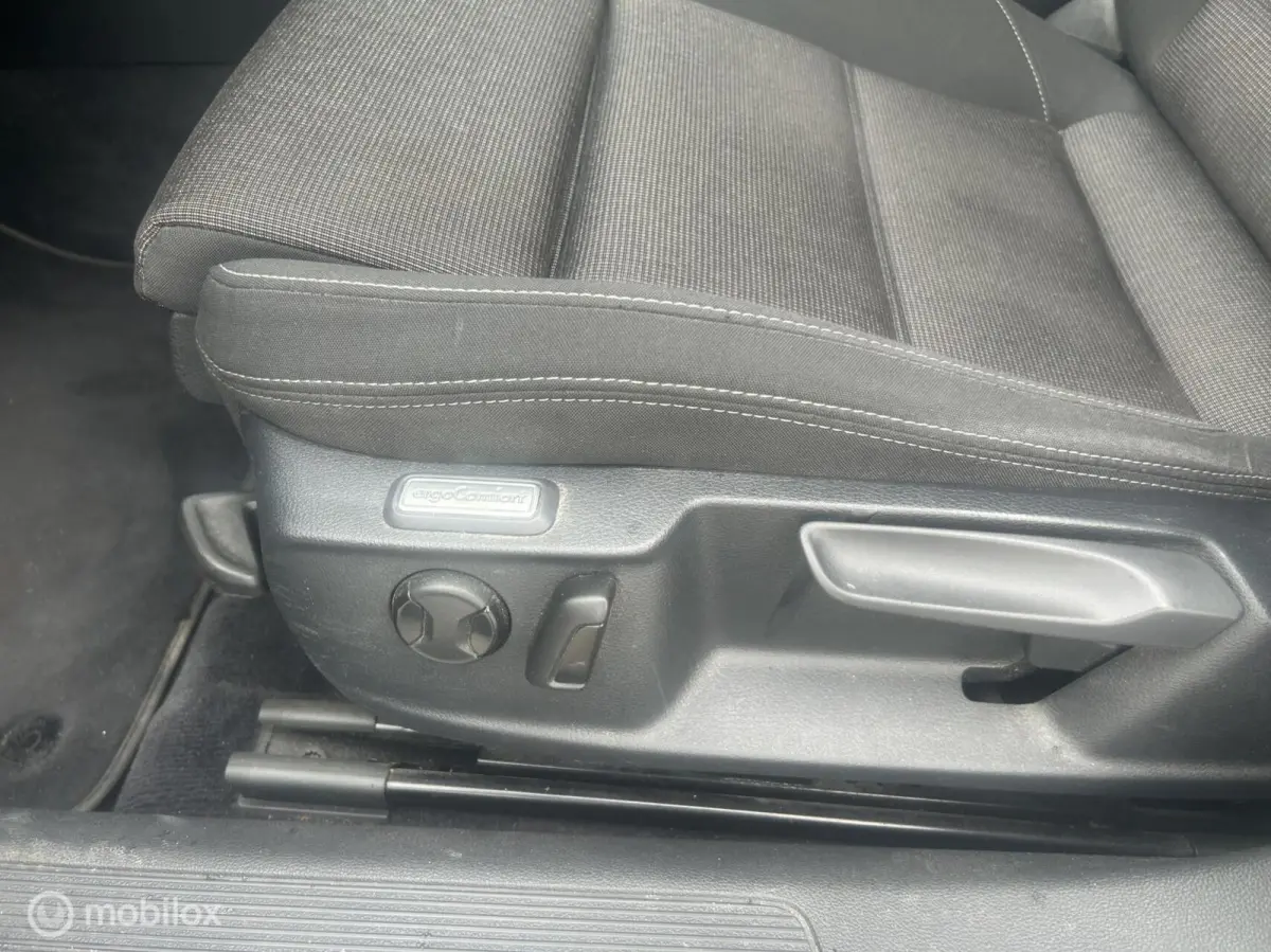 1.4 TSI ACT Comfortline Business