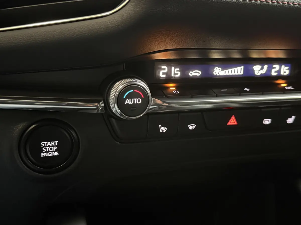 2.0 e-SkyActiv-G M Hybrid 122 Homura | CARPLAY | CAMERA | HUD