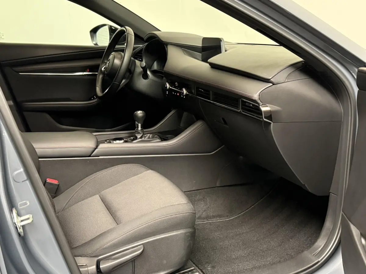 2.0 e-SkyActiv-G M Hybrid 122 Homura | CARPLAY | CAMERA | HUD