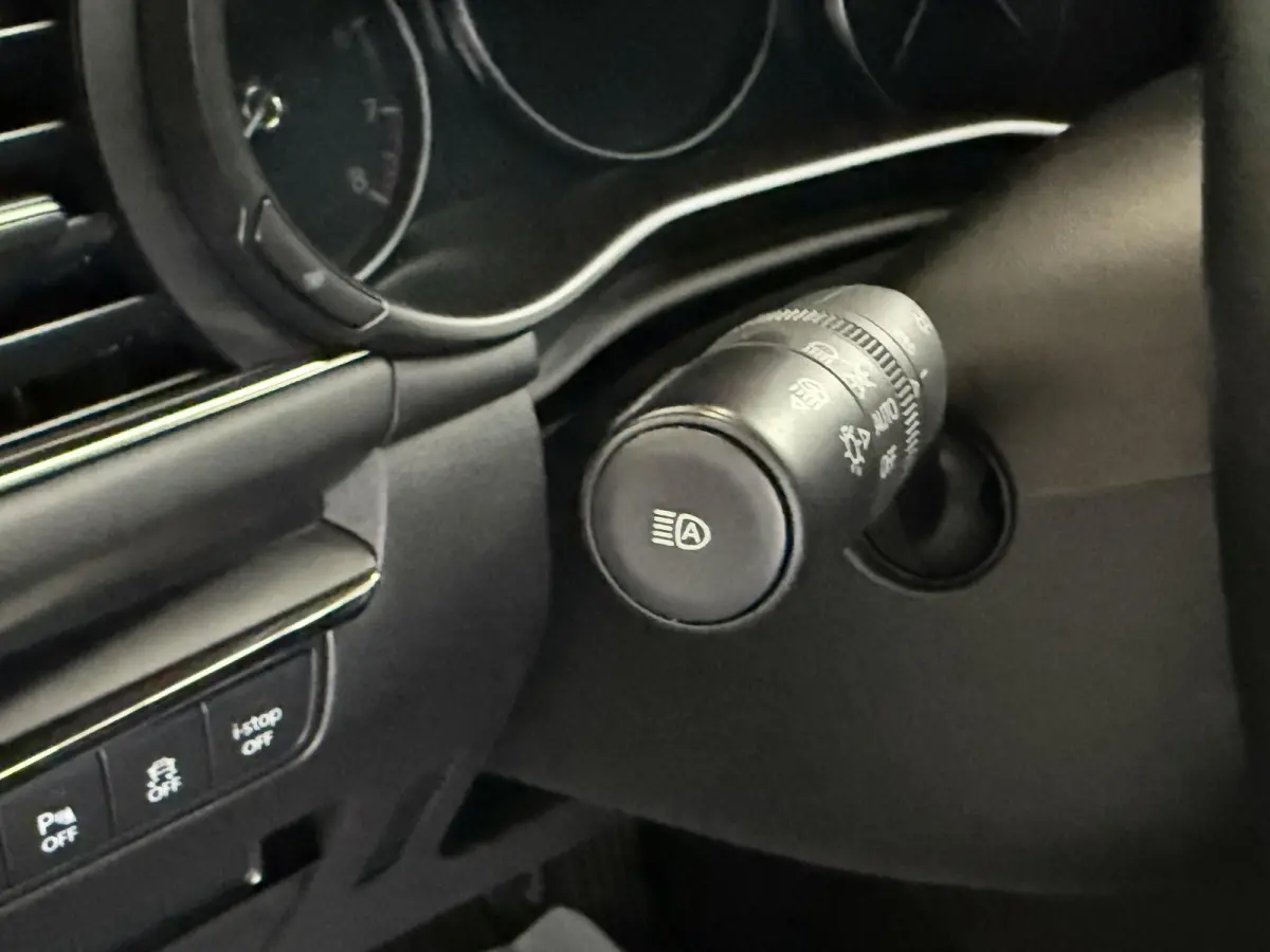 2.0 e-SkyActiv-G M Hybrid 122 Homura | CARPLAY | CAMERA | HUD