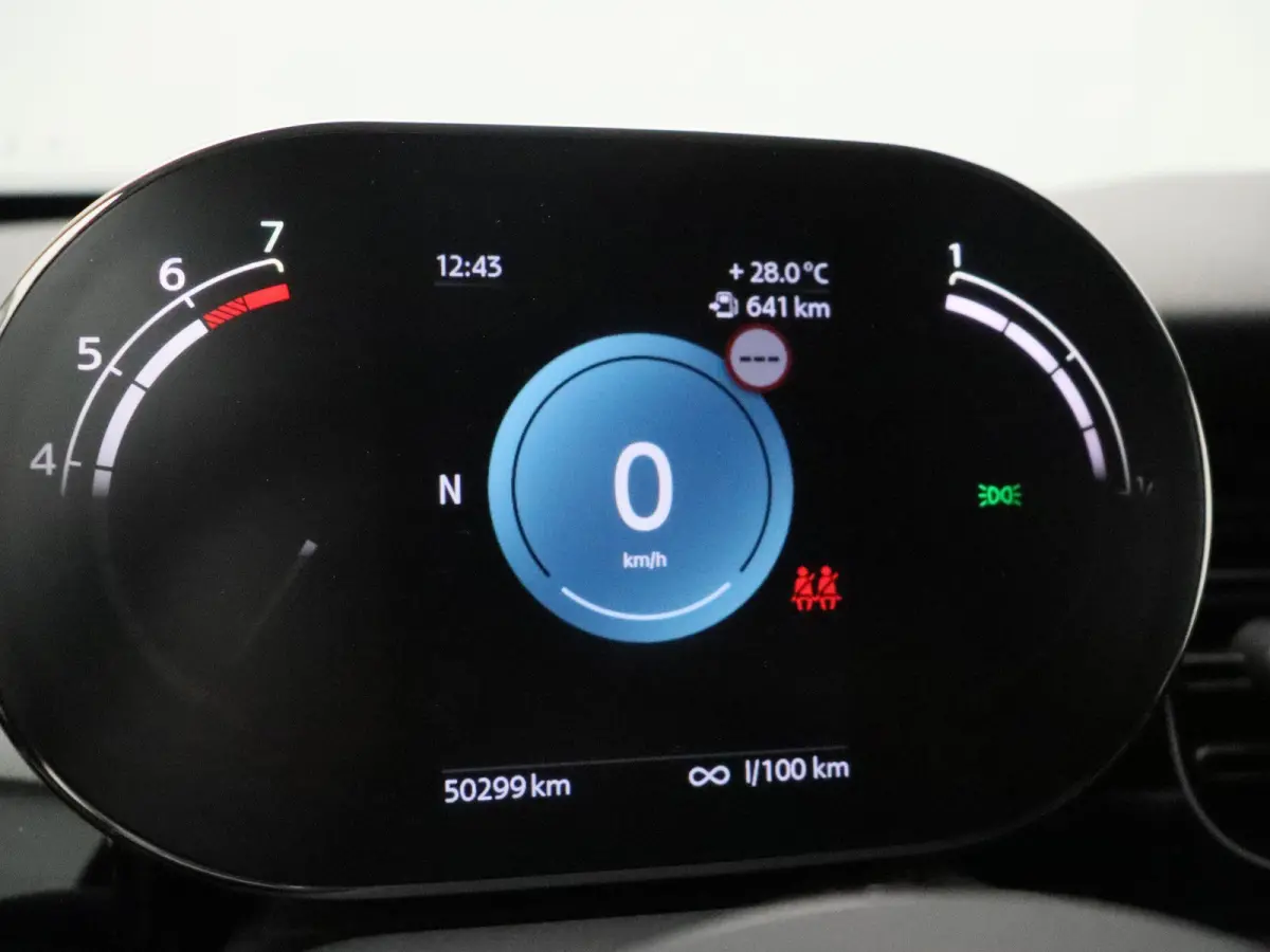 Cooper Premium Pakket + PDC + LED + Driving Assistant + Cruise Control + 16''
