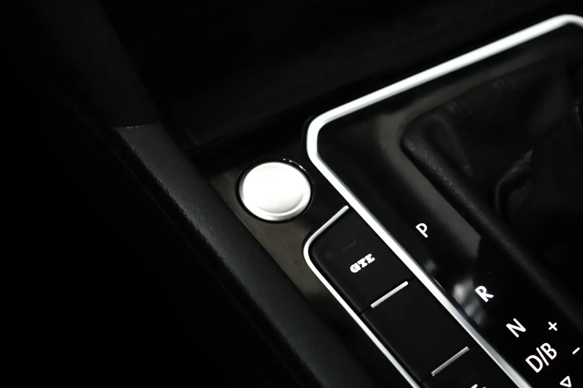 1.4 218PK eHybrid GTE PHEV | NAVIGATIE | ELEKTR. A. KLEP | CAMERA | MATRIX LED