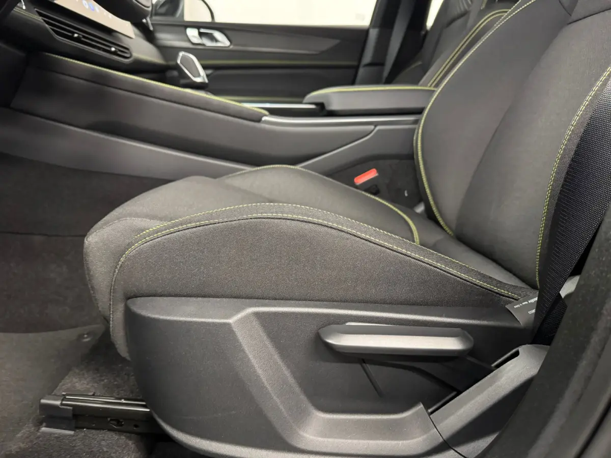 1.5 Core | Achteruitrijcamera | Alarmsysteem | Apple Carplay/Android Auto|telefoonintegratie premium
