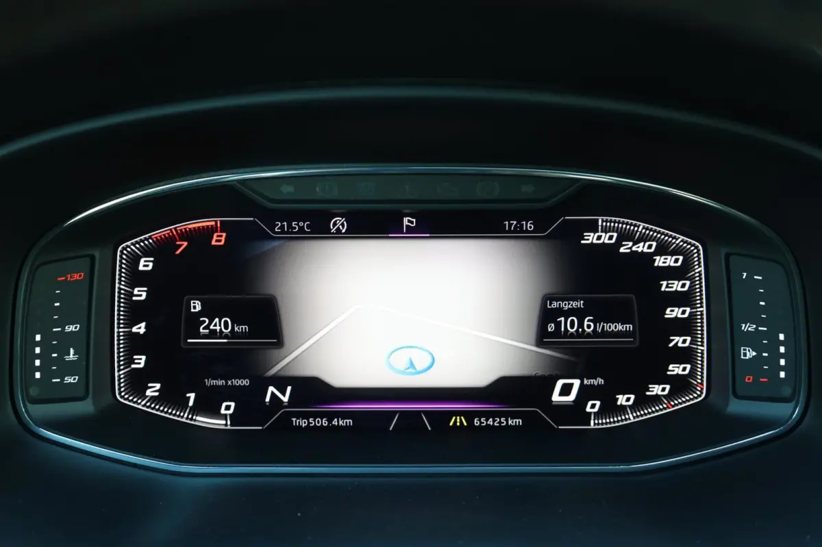 2.0 TSI 4DRIVE CUPRA R 300+PK LED/CARBON/VIRTUAL/SFEER/PANO/ALCANTARA+S.VERWARMING/19" LMV/CAM/ACC/12 MND GARANTIE!