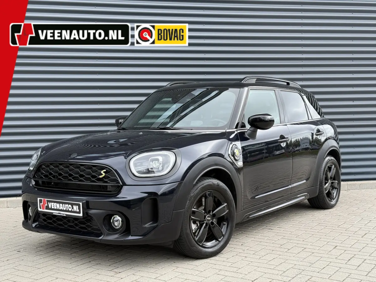 2.0 Cooper SE ALL4 Leder/Apple/Camera