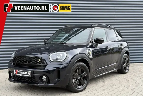 2.0 Cooper SE ALL4 Leder/Apple/Camera