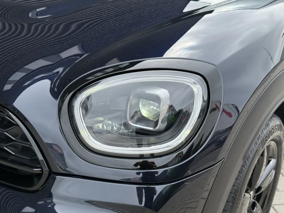 2.0 Cooper SE ALL4 Leder/Apple/Camera