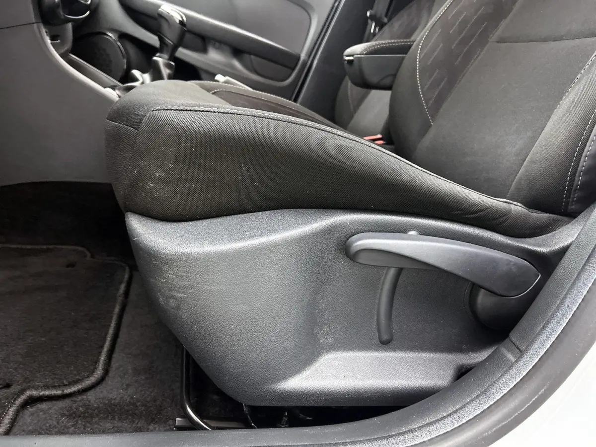 0.9 TCe Limited | Airconditioning | Cruise Control | Parkeersensoren |