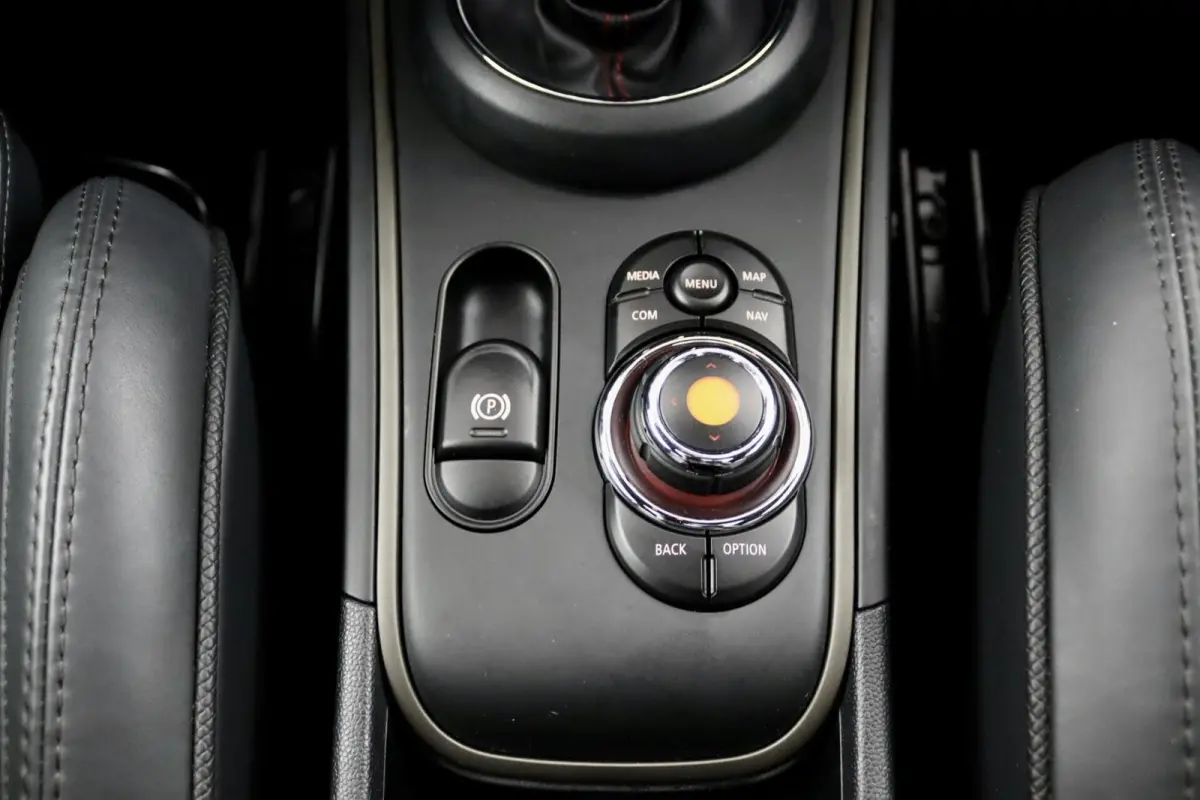2.0 Cooper S Chili zwart