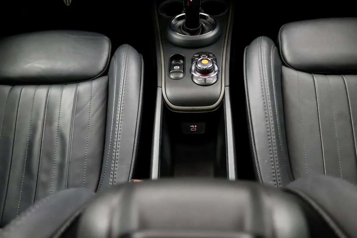 2.0 Cooper S Chili zwart