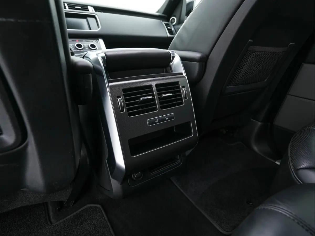3.0 SDV6 HSE Dynamic Aut. *PANO | LEATHER | BI-XENON | NAVI-FULLMAP | CAMERA | KEYLESS | AIR-SUSPENSION | ECC | PDC | CRUISE | PRIVACY-GLASS | SHIFT-PADDLES | BREMBO-BRAKES | COMFORT-SEATS |