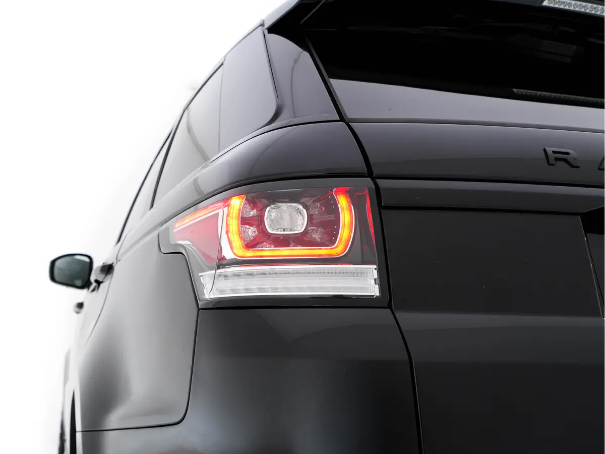 3.0 SDV6 HSE Dynamic Aut. *PANO | LEATHER | BI-XENON | NAVI-FULLMAP | CAMERA | KEYLESS | AIR-SUSPENSION | ECC | PDC | CRUISE | PRIVACY-GLASS | SHIFT-PADDLES | BREMBO-BRAKES | COMFORT-SEATS |